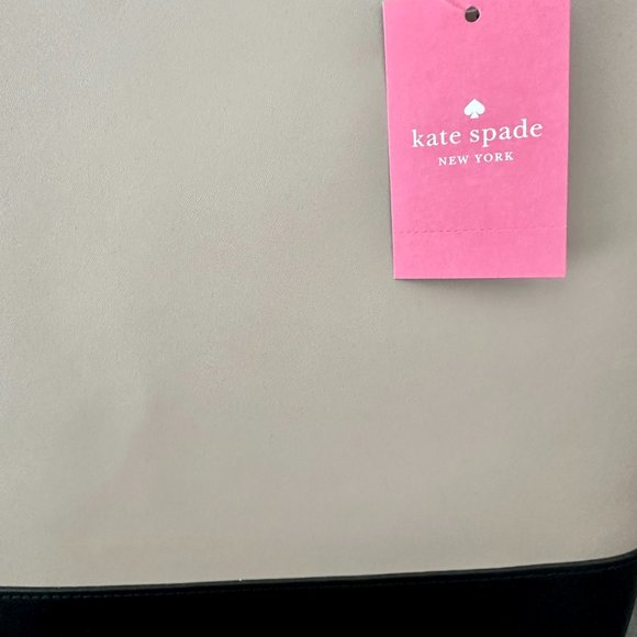 KATE SPADE BAG (NEW WITH TAGS) - Picture 2 of 2